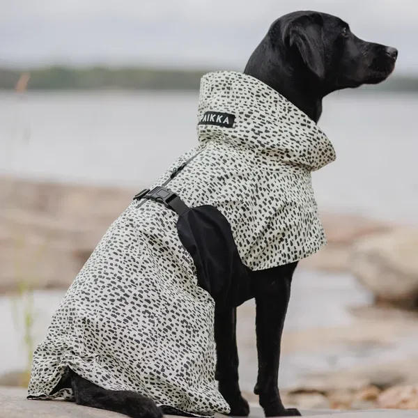 PAIKKA Reflektierender Regenmantel 2.0 Dalmatian